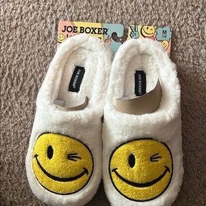 Joe Boxer Ladies Fuzzy White Slippers with Winking Yellow Smiley